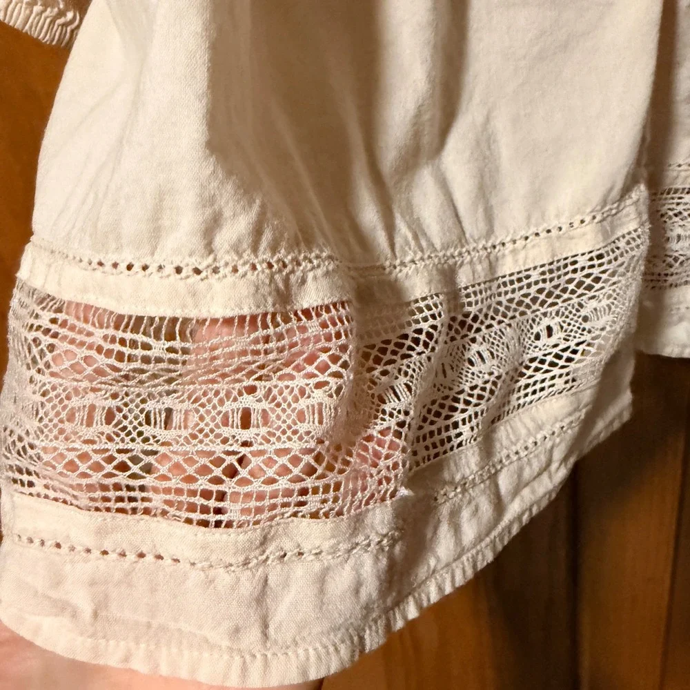 Old Navy XL Beige Boho Lace Trim Button Front Puff Sleeve Blouse Top